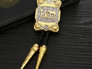 Western Cowboy Bolo Tie Rodeo Necktie Leather Cord Pendant Necklace BT127
